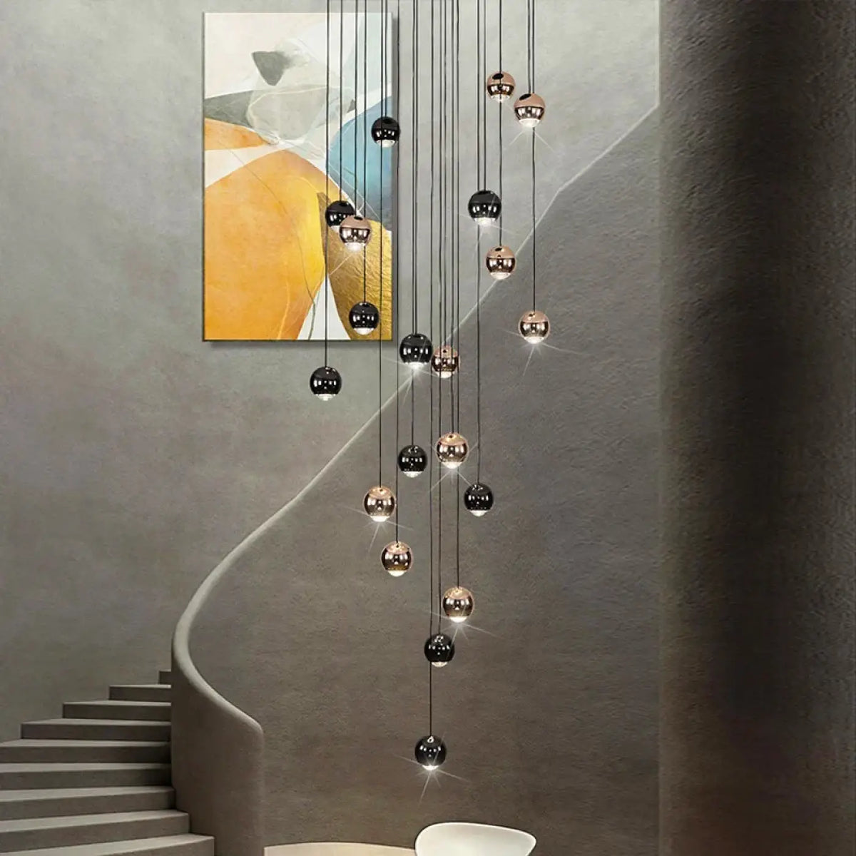 Suspension Cascade Boules Noires et Dorées – Zomon