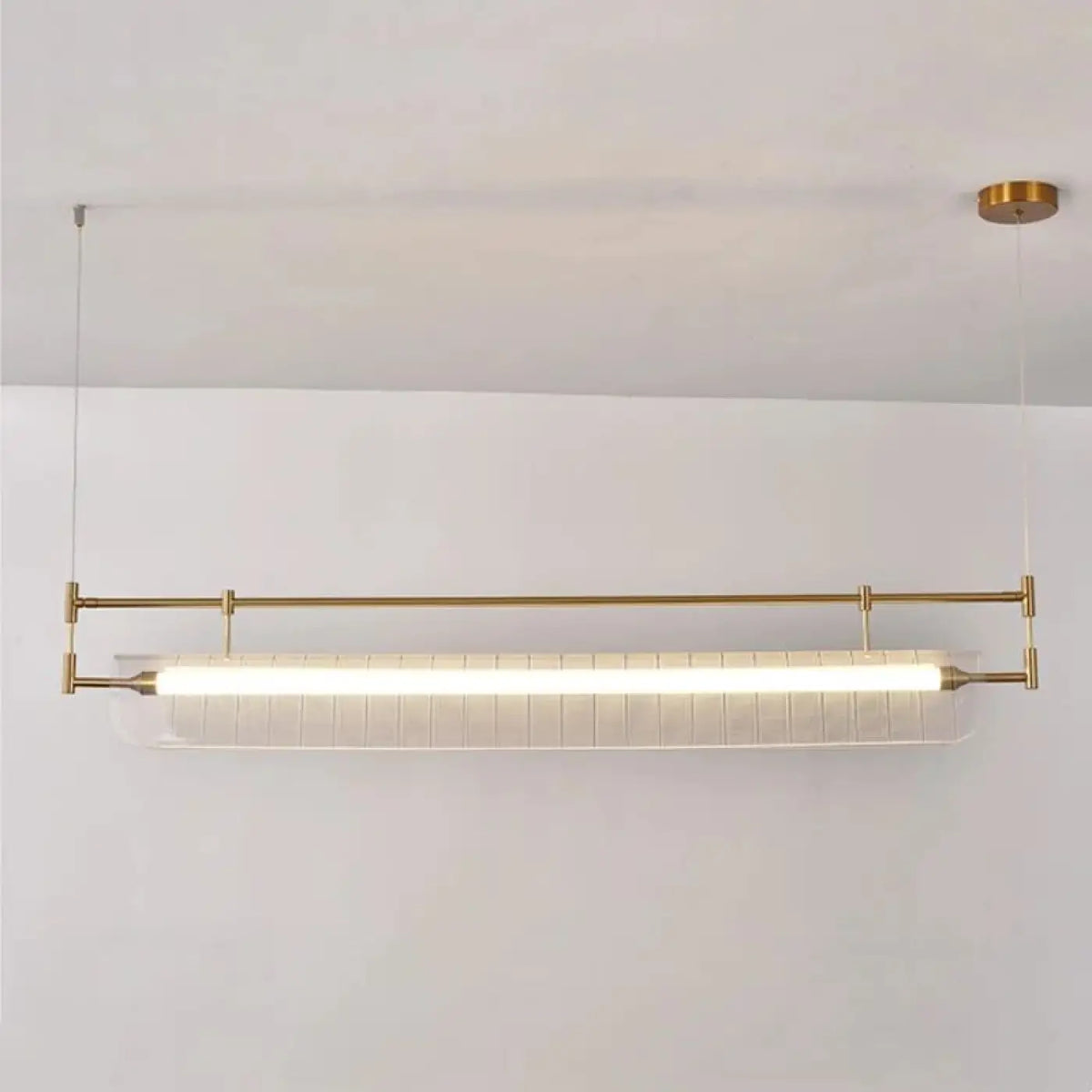 Suspension à Tube Lumineux – Nédette