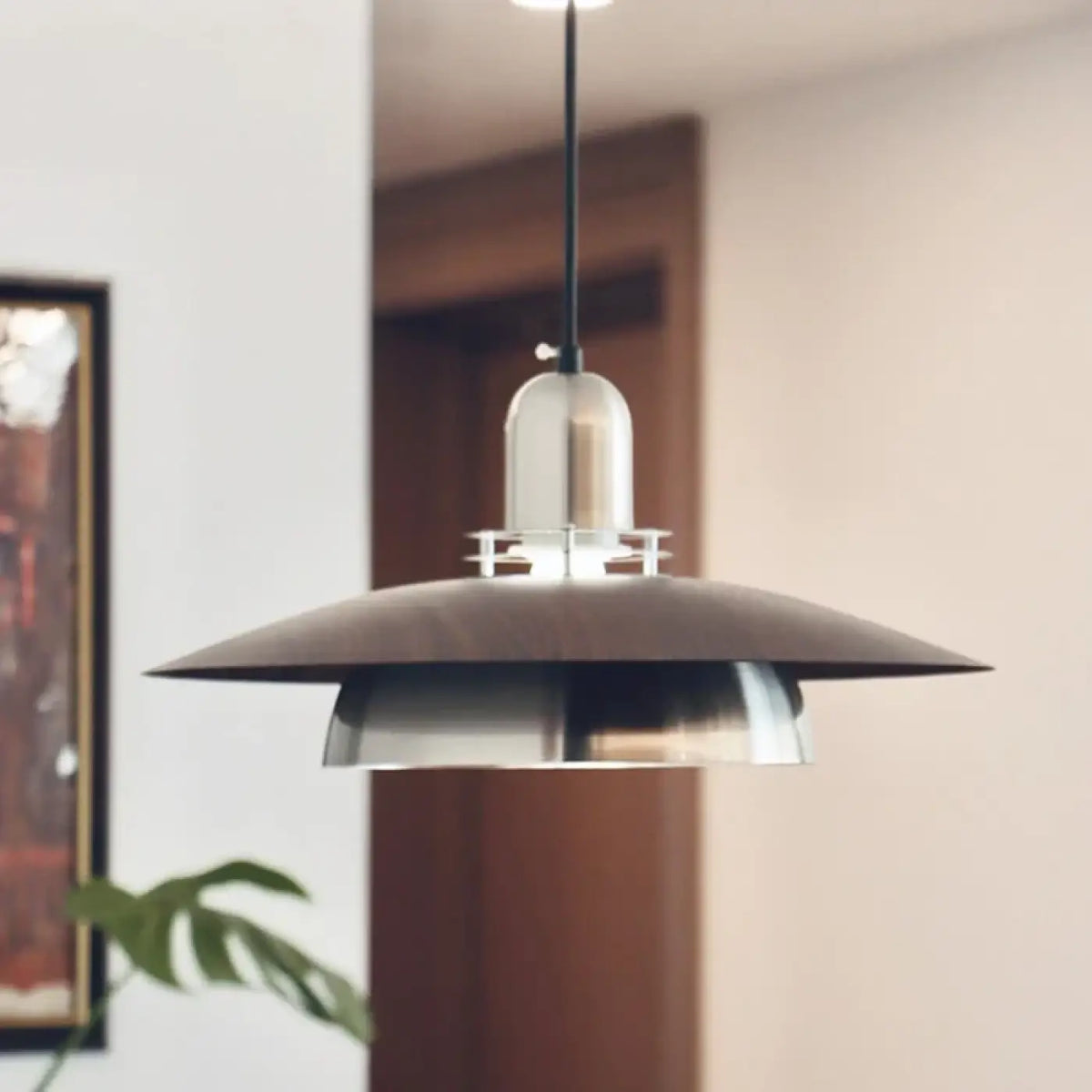 Suspension Moderne en Métal et Bois – Vasio