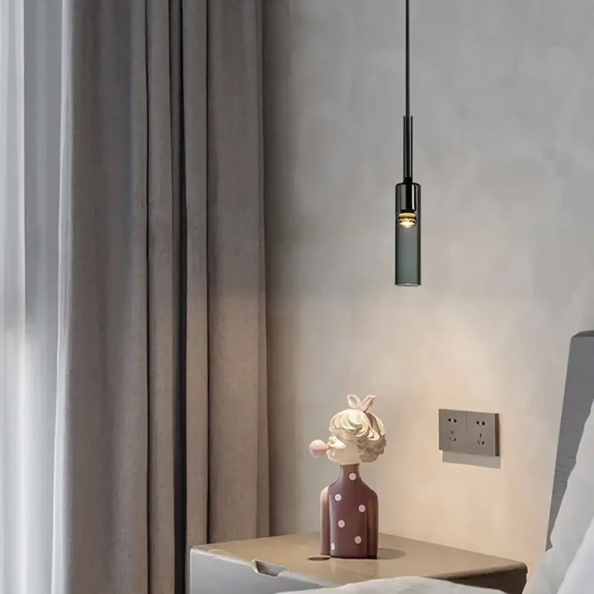 Suspension Cylindre en Verre Noir – Jarel
