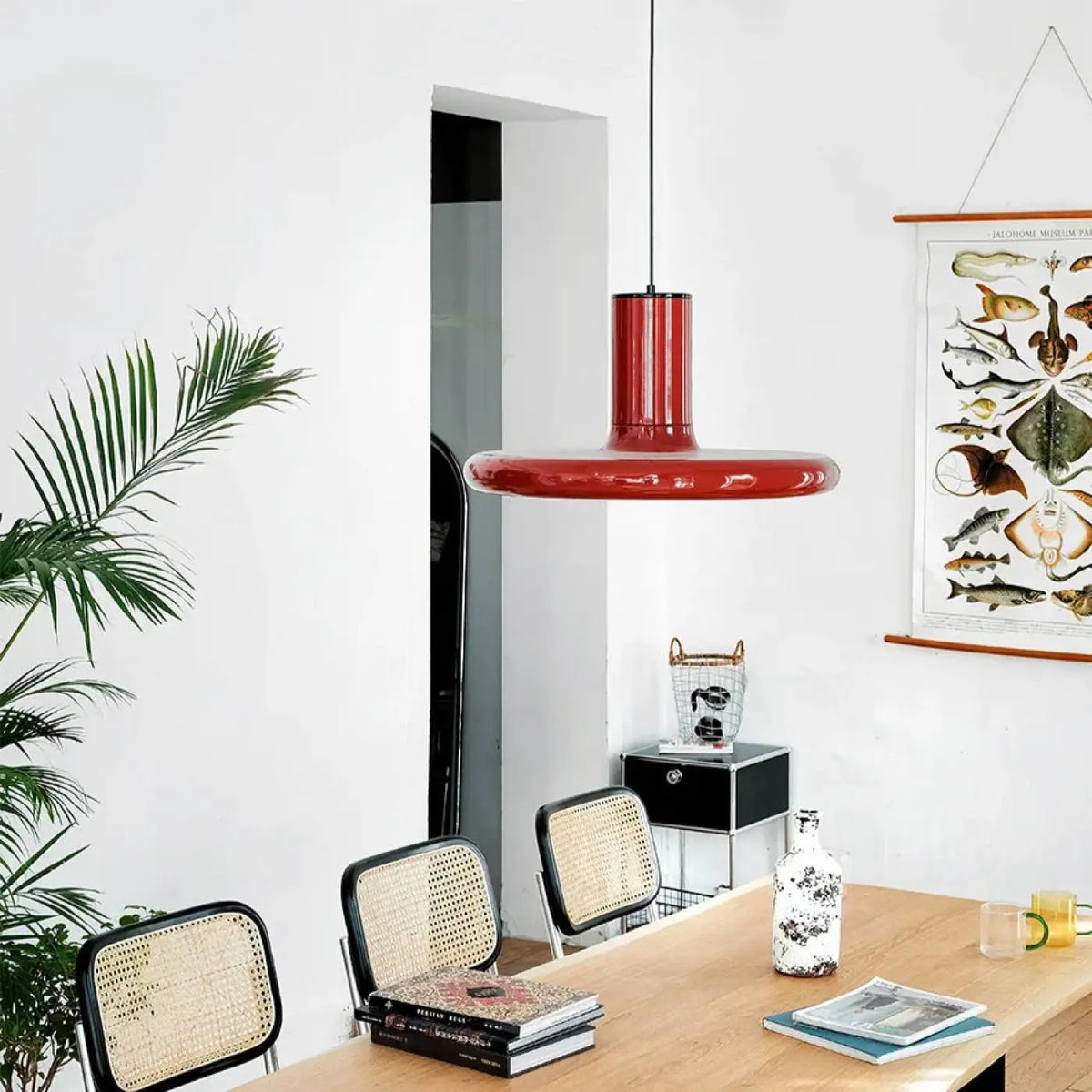 Suspension en Métal Rouge Brillant – Timan