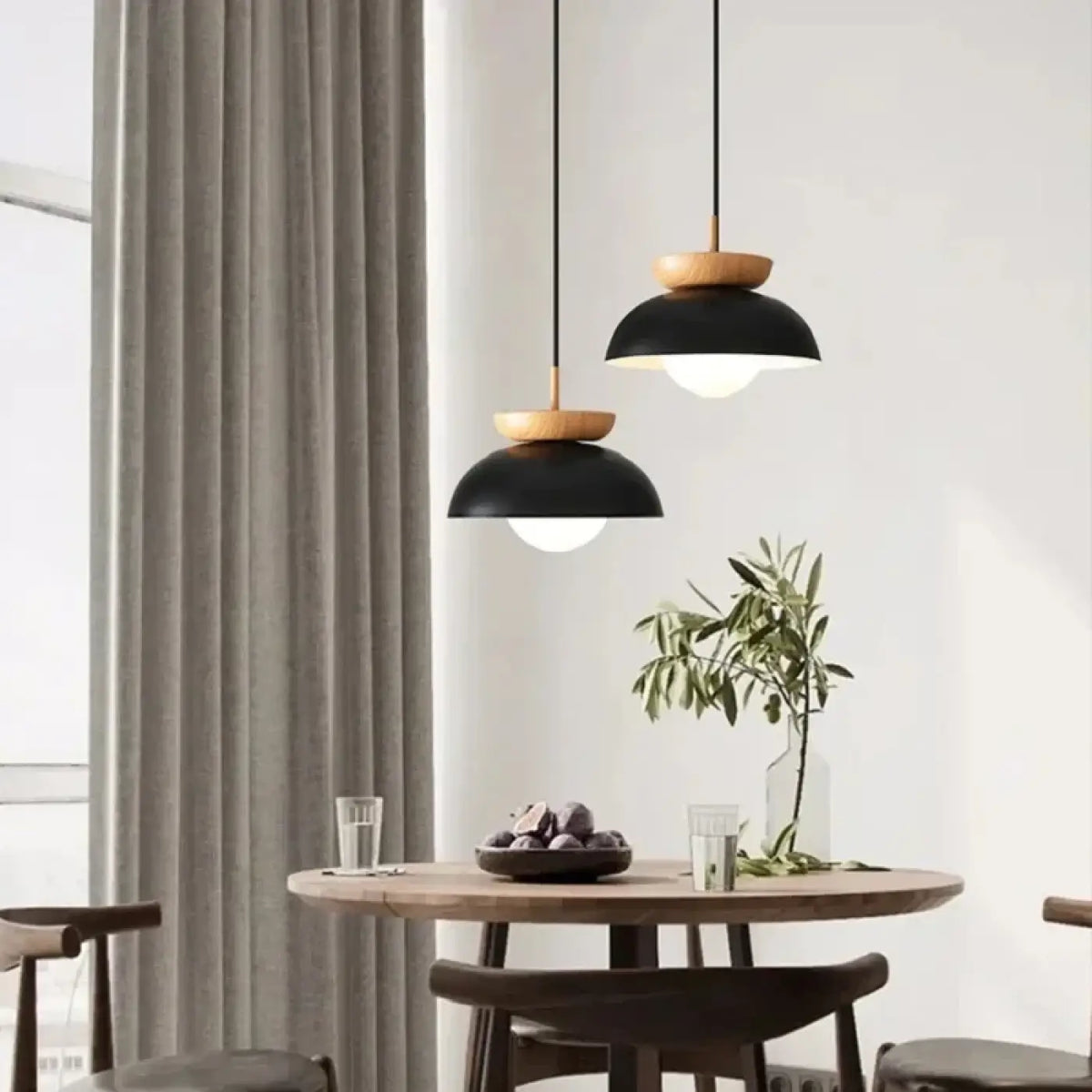 Suspension Scandinave avec Détail Bois – Rivane