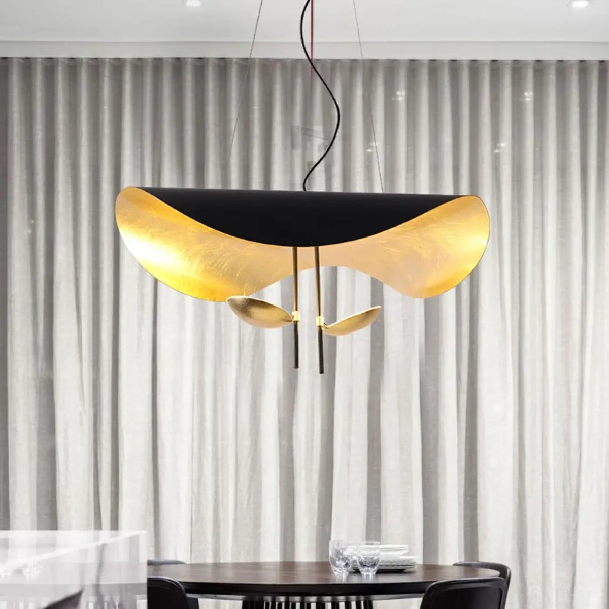 Suspension Ailée Design Sculptural – Kosa