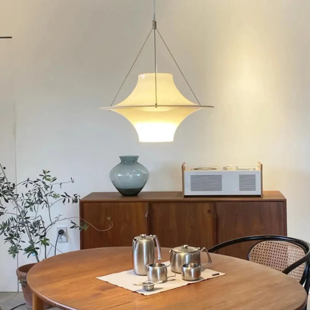 Suspension LED Ovni en Acrylique Blanc – Diso