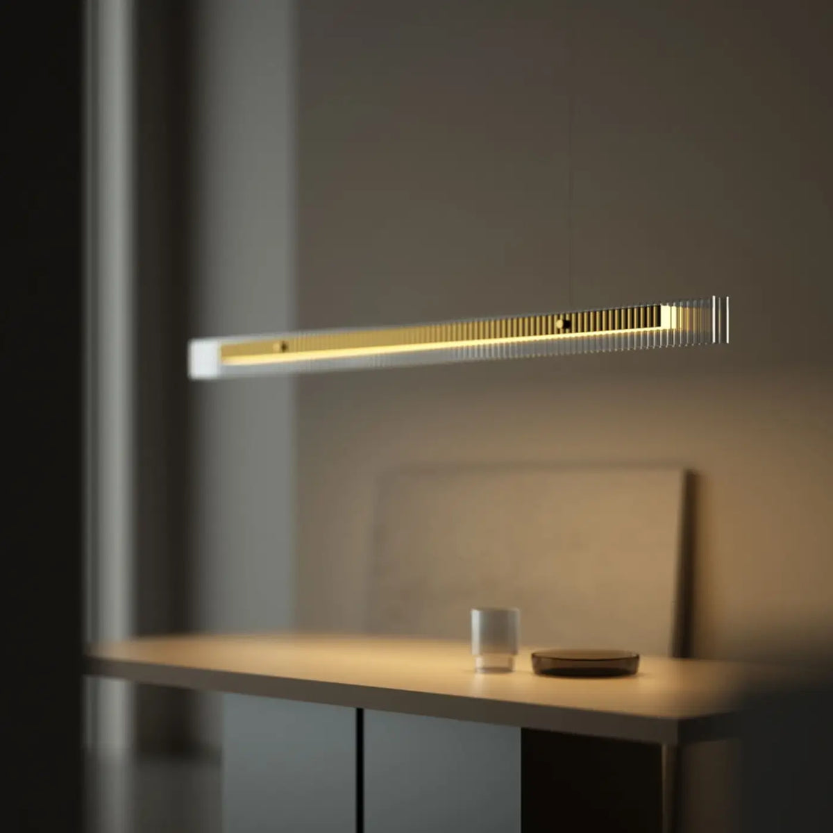Suspension LED Linéaire Acrylique Dorée – Kala