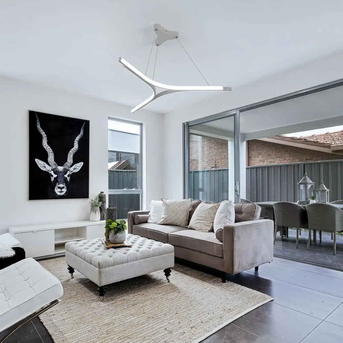 Suspension LED en Forme de Y – Omia