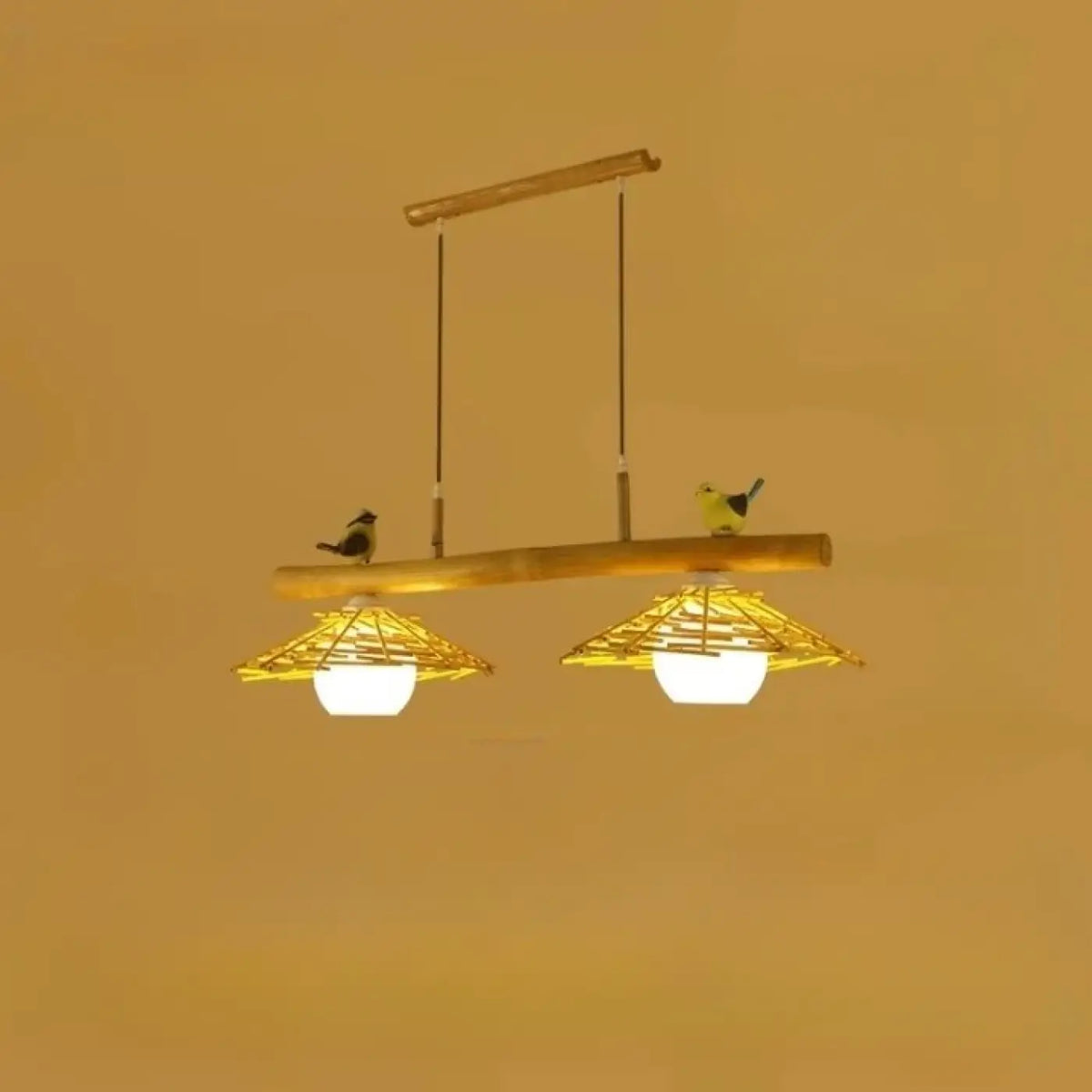Suspension en Bambou Tressé et Oiseaux – Trisis