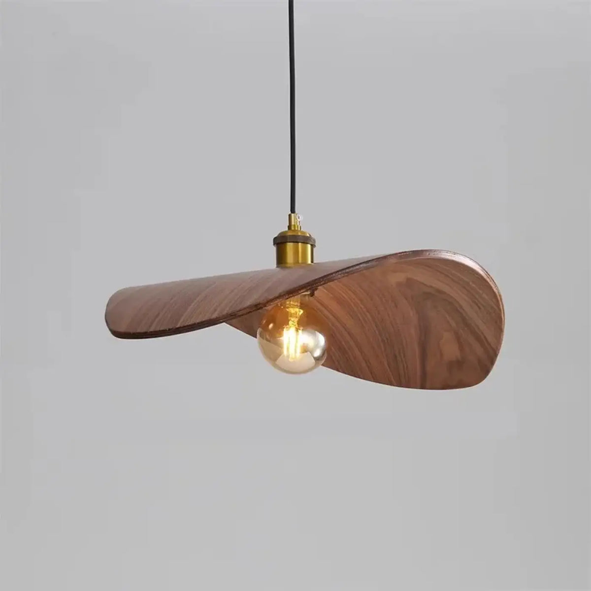 Suspension en Bois et Métal – Flénine