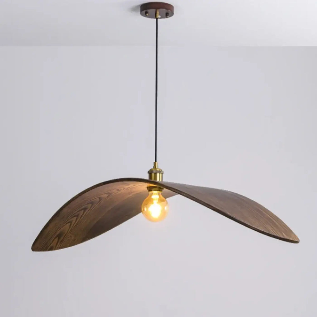 Suspension en Bois et Métal – Flénine