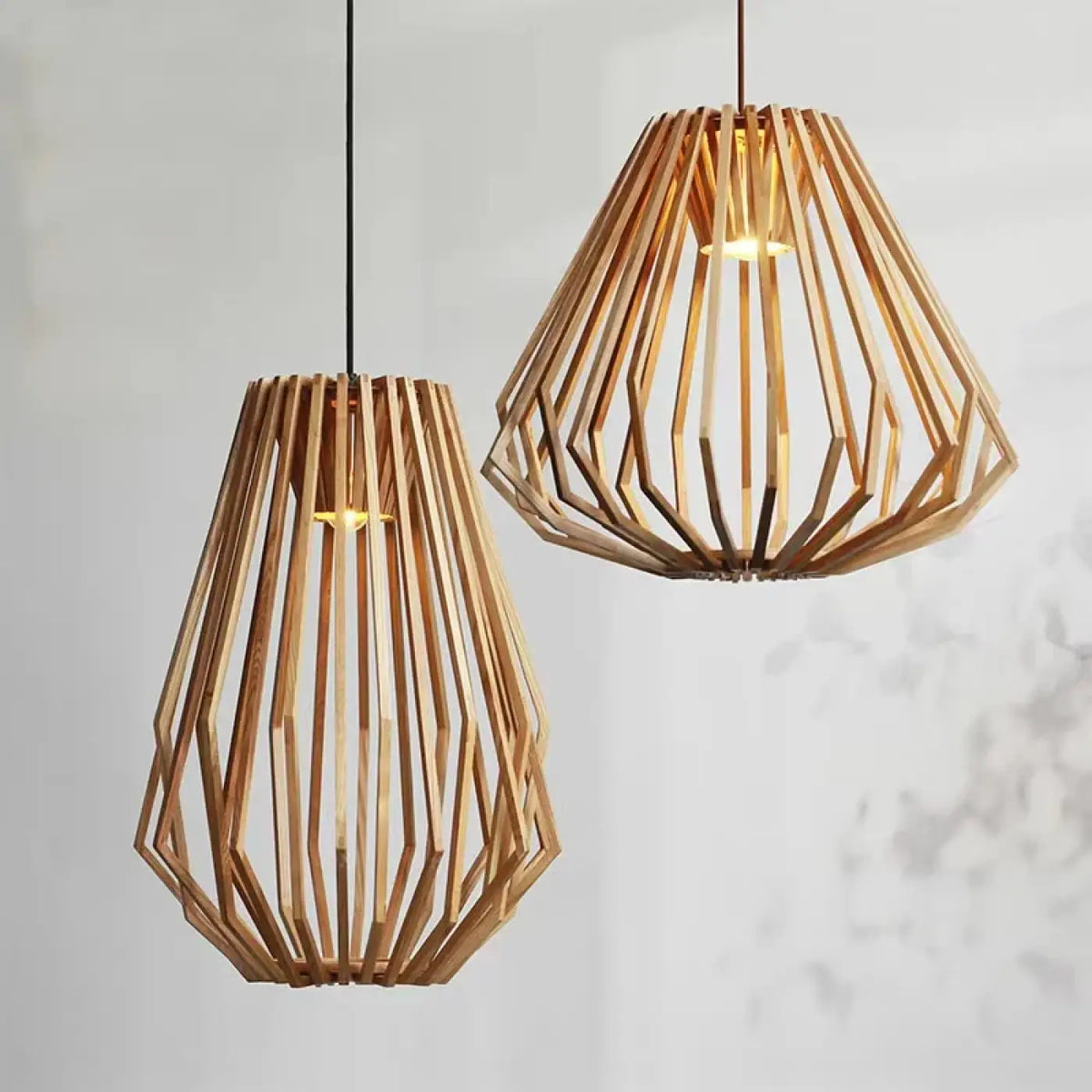 Suspension Géométrique en Bois Naturel – Norel
