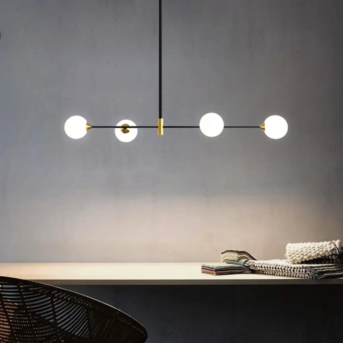 Suspension Boules en Verre et Métal – Mivia