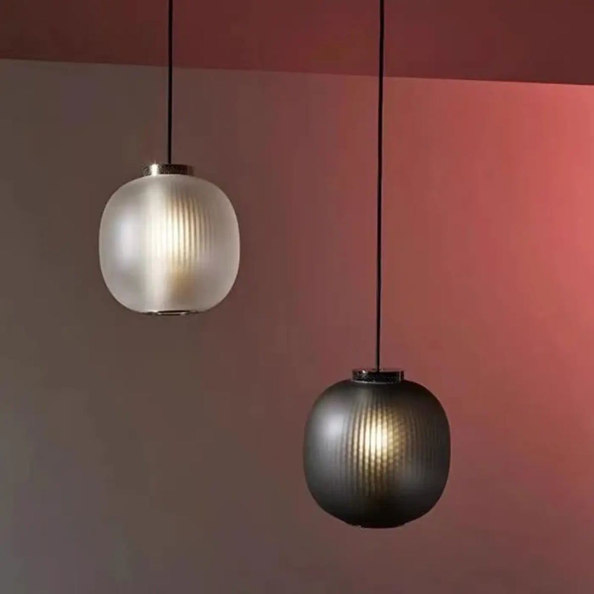 Suspension en Verre Nervuré Arrondie – Domio