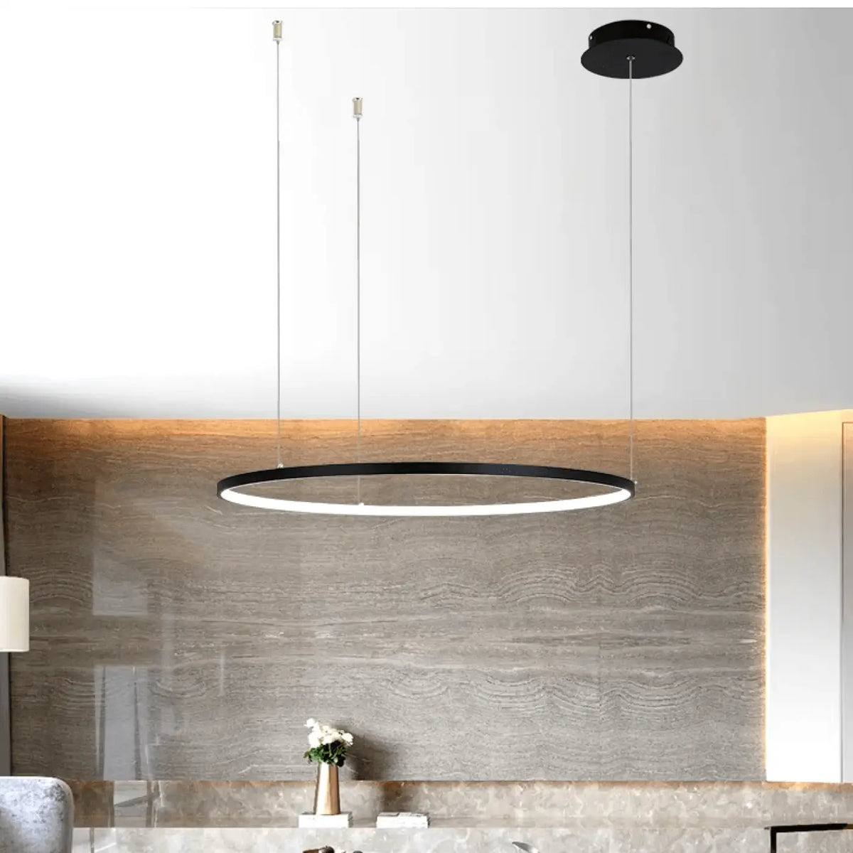 Suspension Circulaire Minimaliste – Lémane