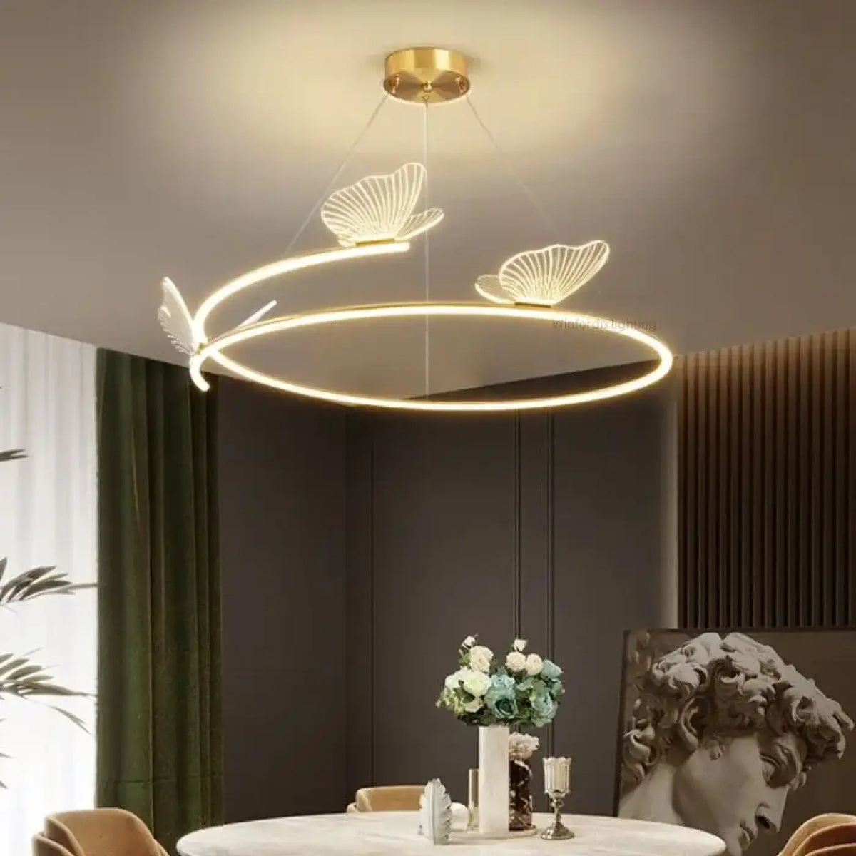Suspension LED Anneau et Papillons Dorés – Rinon