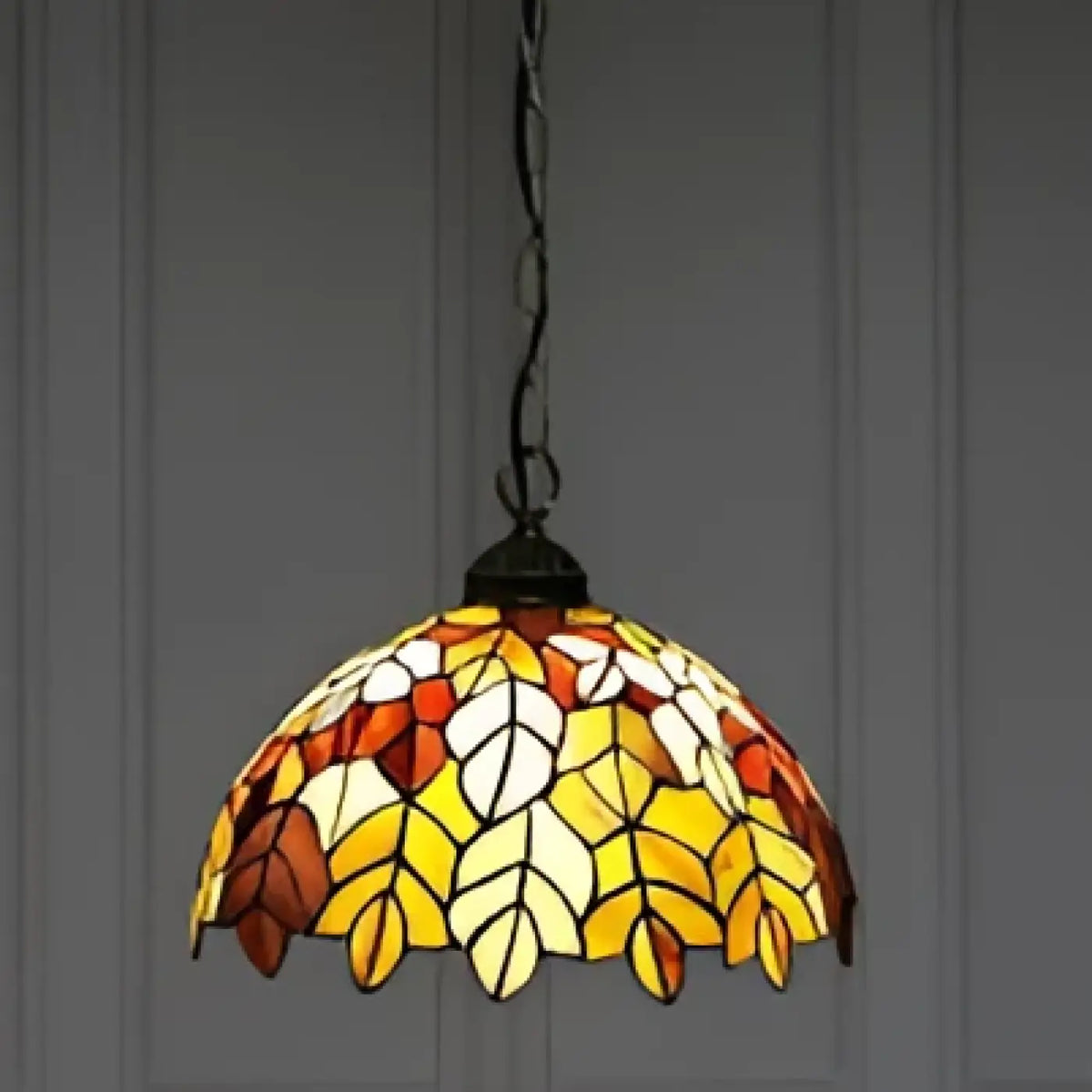 Suspension Colorée au Design Audacieux – Préno