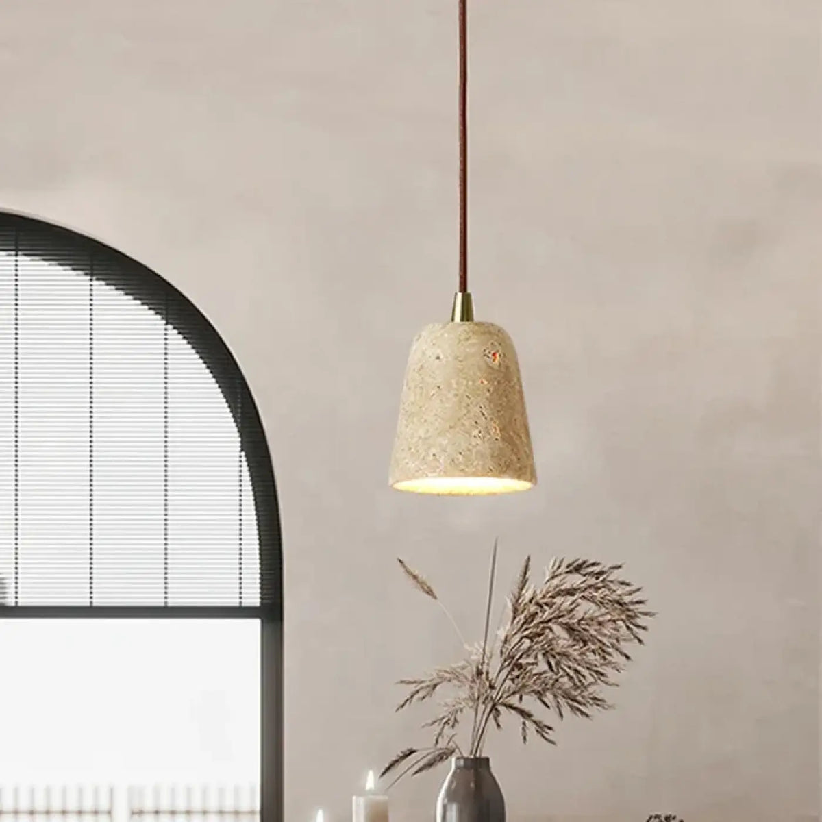 Suspension Conique en Pierre et Métal – Zalane