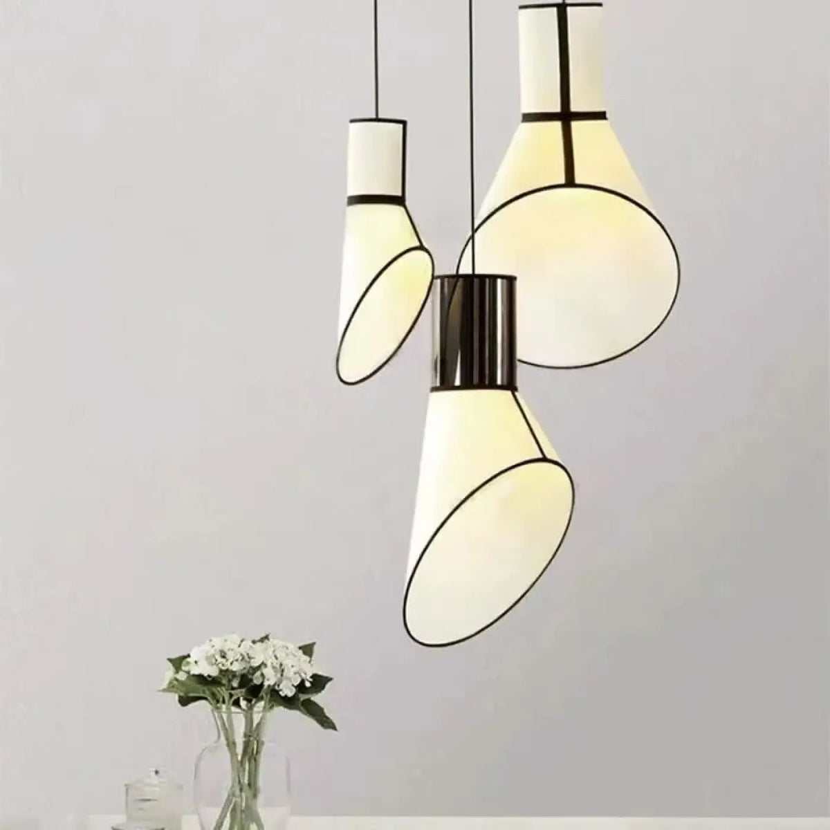 Suspension Contemporaine Diffuseur Ovale – Jonelle