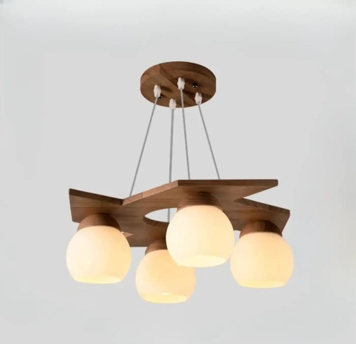 Suspension en Bois et Globes Opalins – Plisa