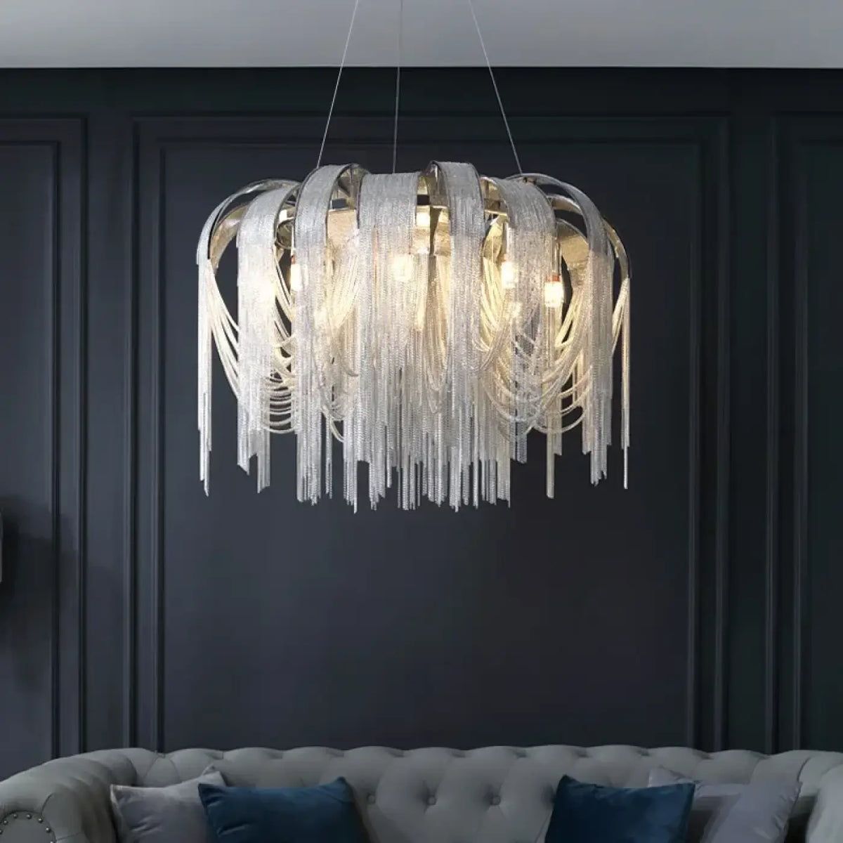 Suspension à Chaînes Lumineuses – Flona