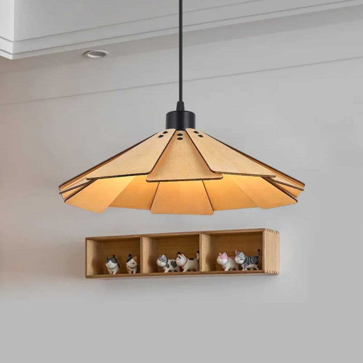 Suspension en Bois Naturel Épurée – Noro