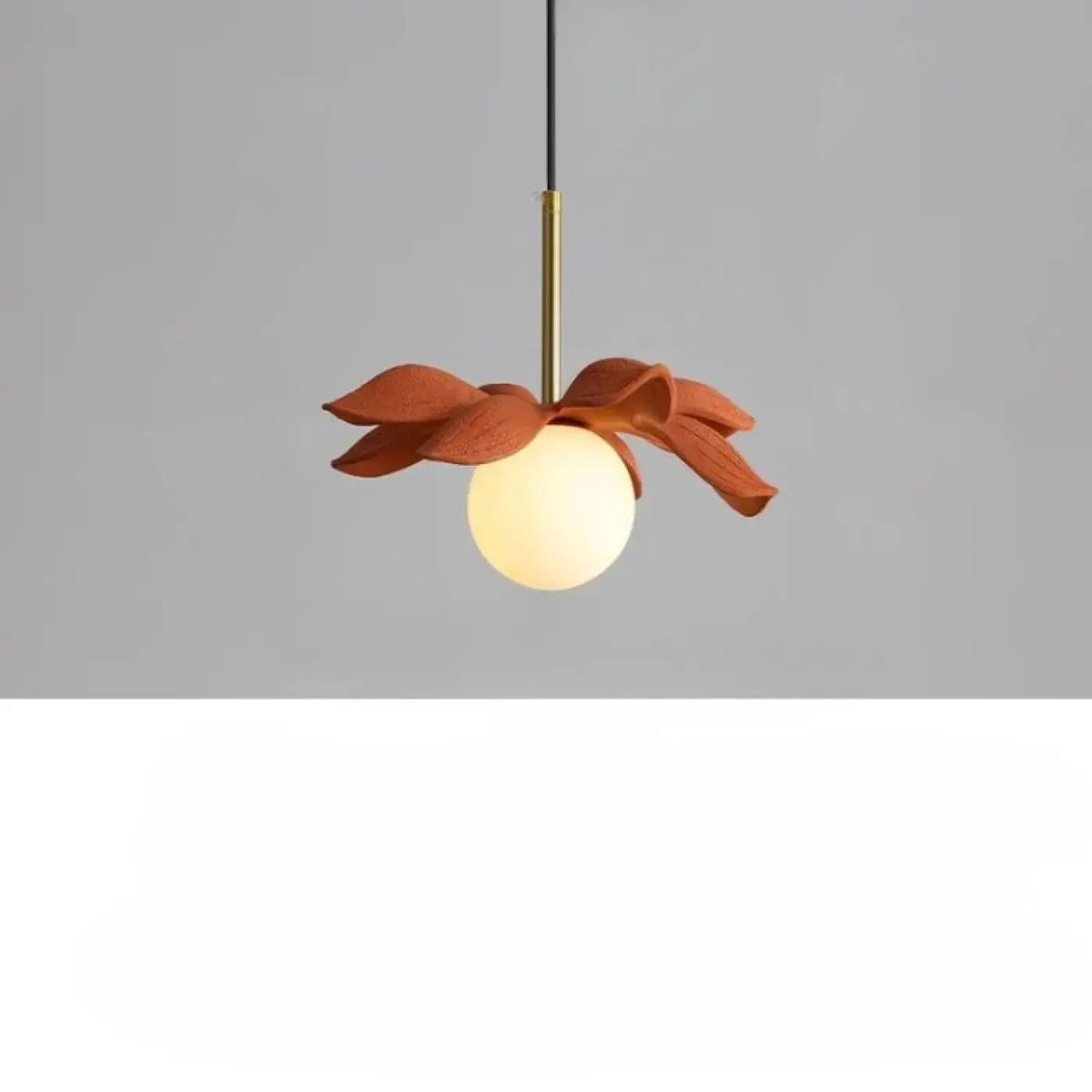 Suspension Florale à Globe Opalin – Fovan