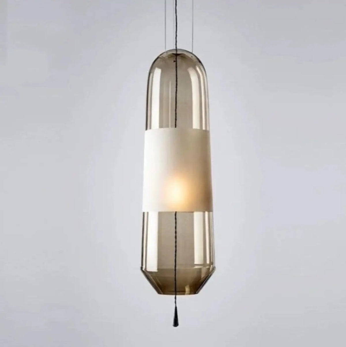 Suspension en Verre Ambré Lumière Tamisée – Joria