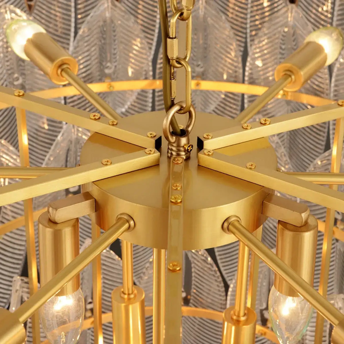 Suspension Art Déco en Verre Sculpté – Dorette