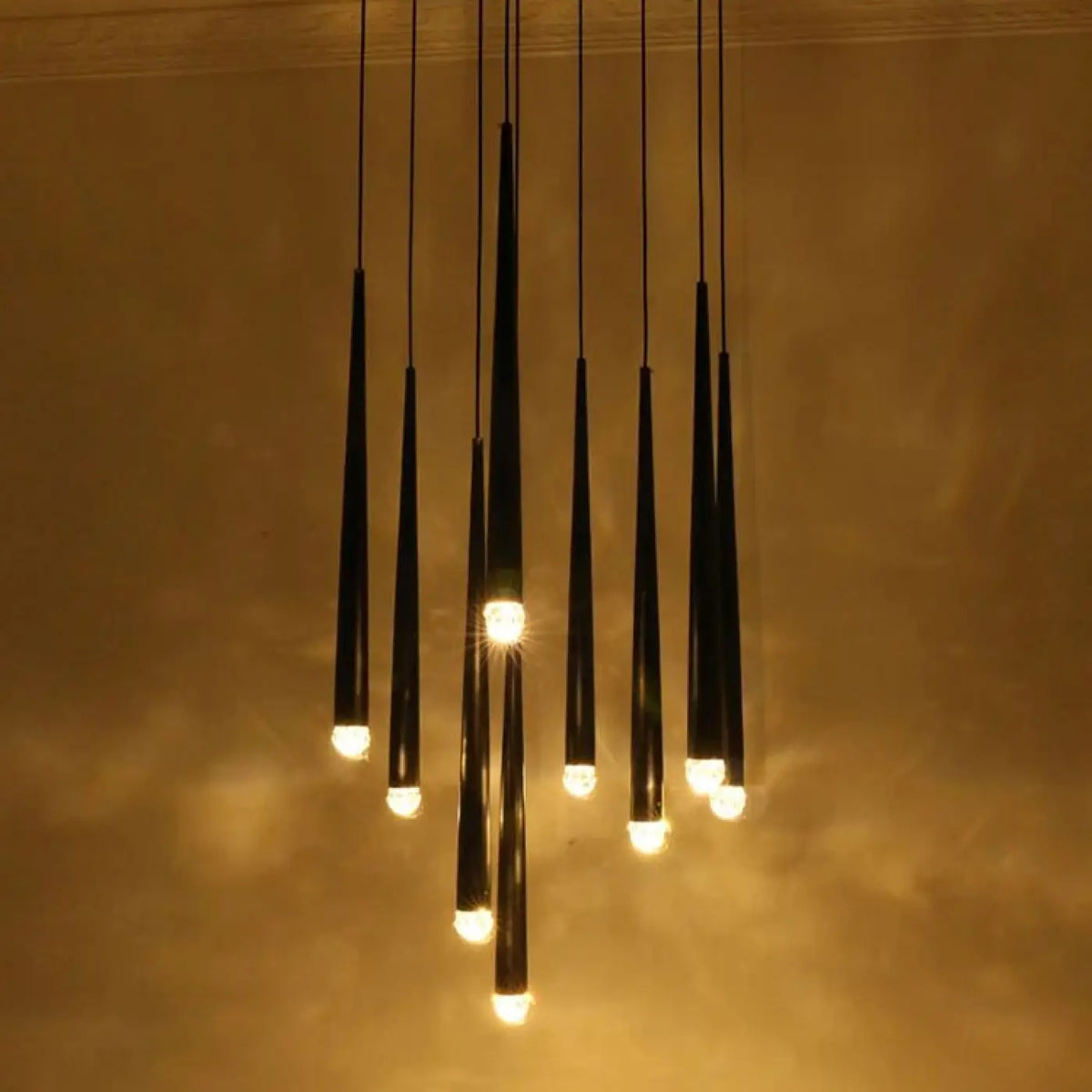 Suspension Cascade de Tubes Lumineux – Volan