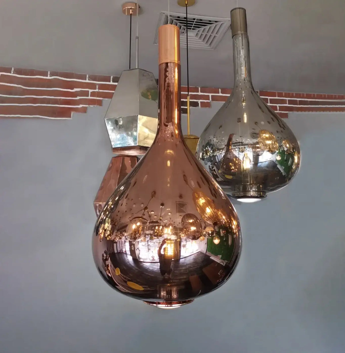 Suspension Goutte en Verre Fumé – Trinine