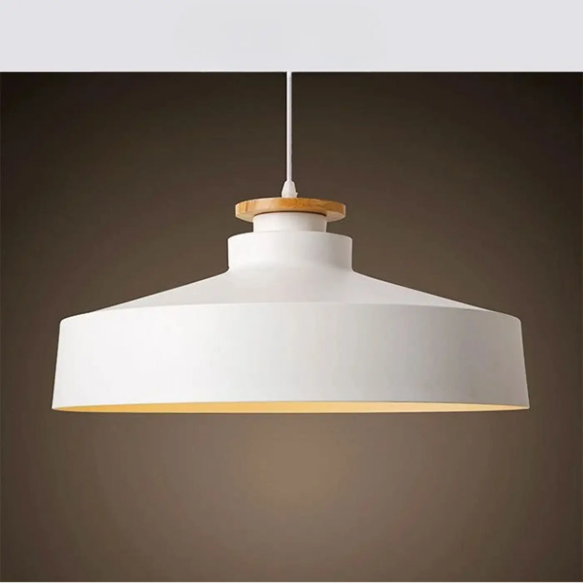 Suspension Minimaliste Métal et Bois Clair – Tavine