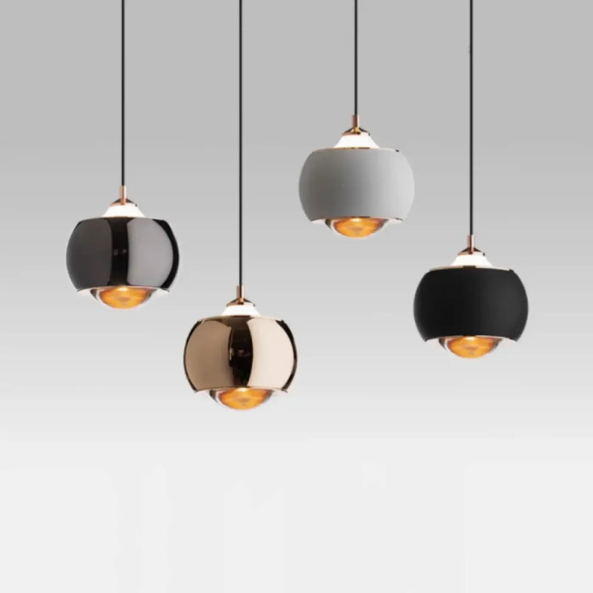 Suspension Boule Métal Noir et Doré – Risane