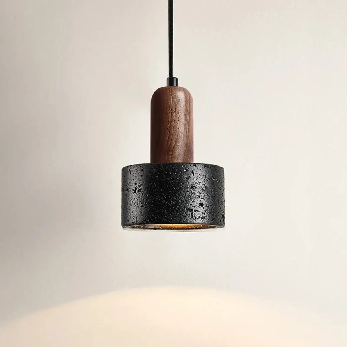 Suspension Pierre Noire et Bois Naturel – Elon
