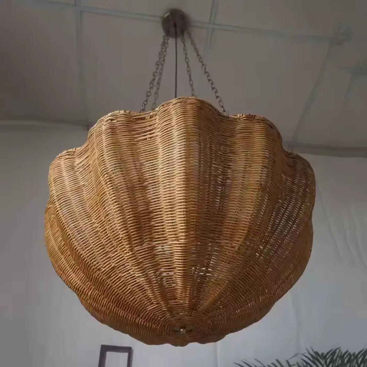 Suspension Rotin Forme Coquillage – Clévine