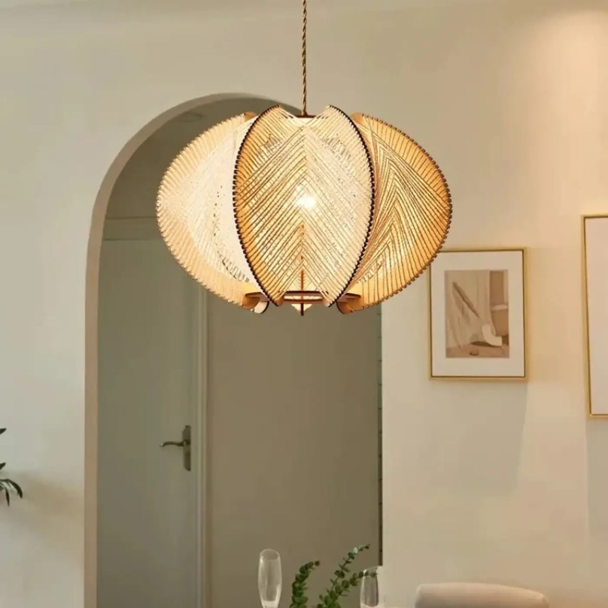 Suspension Ronde en Rotin Tressé – Binette