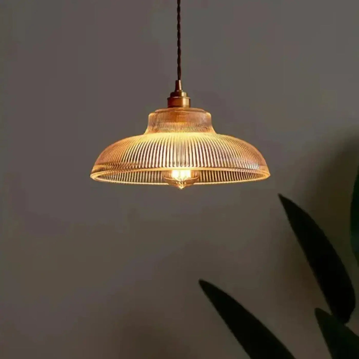 Suspension Art Déco en Verre – Nidine
