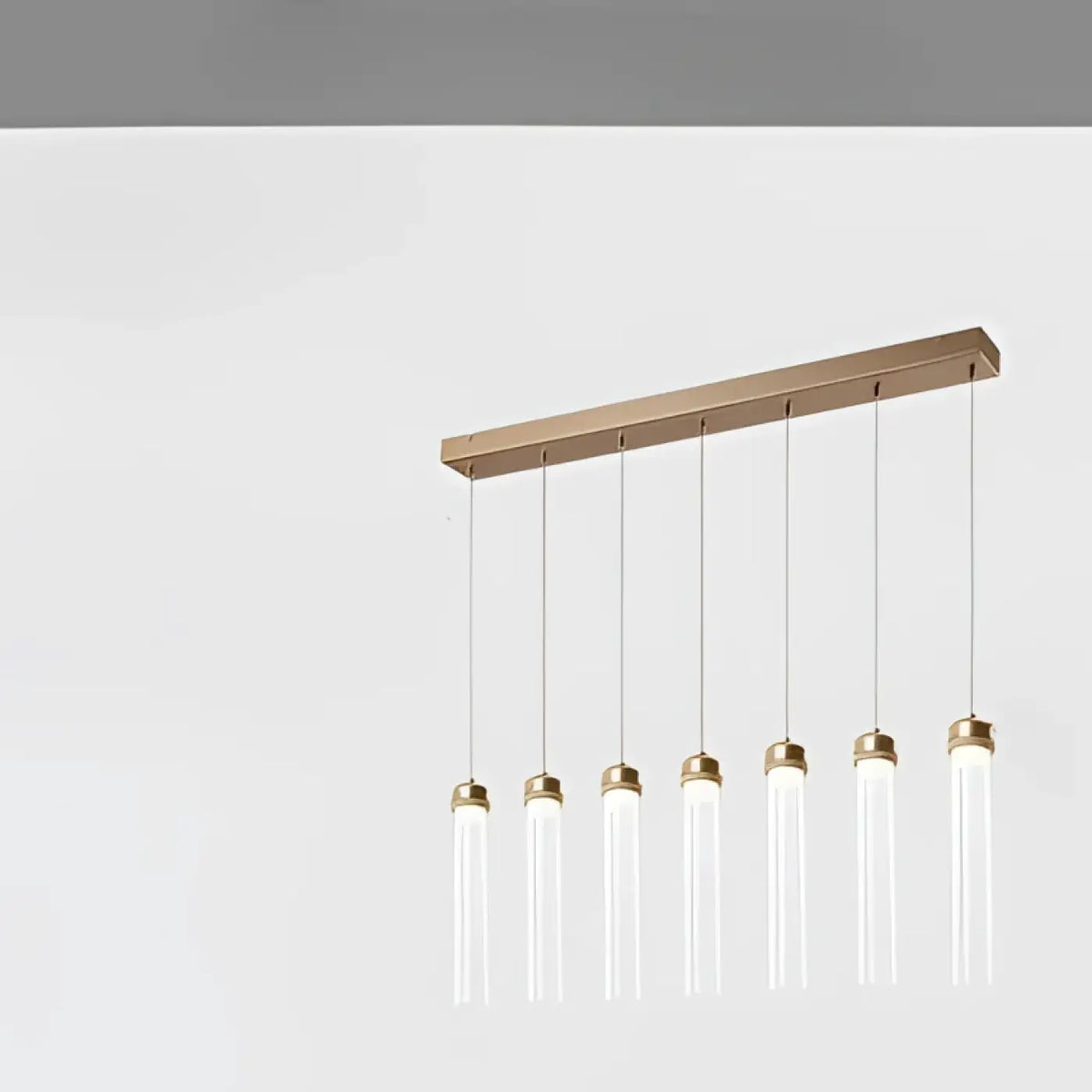 Suspension en Verre Rainuré et Laiton Doré – Grerio