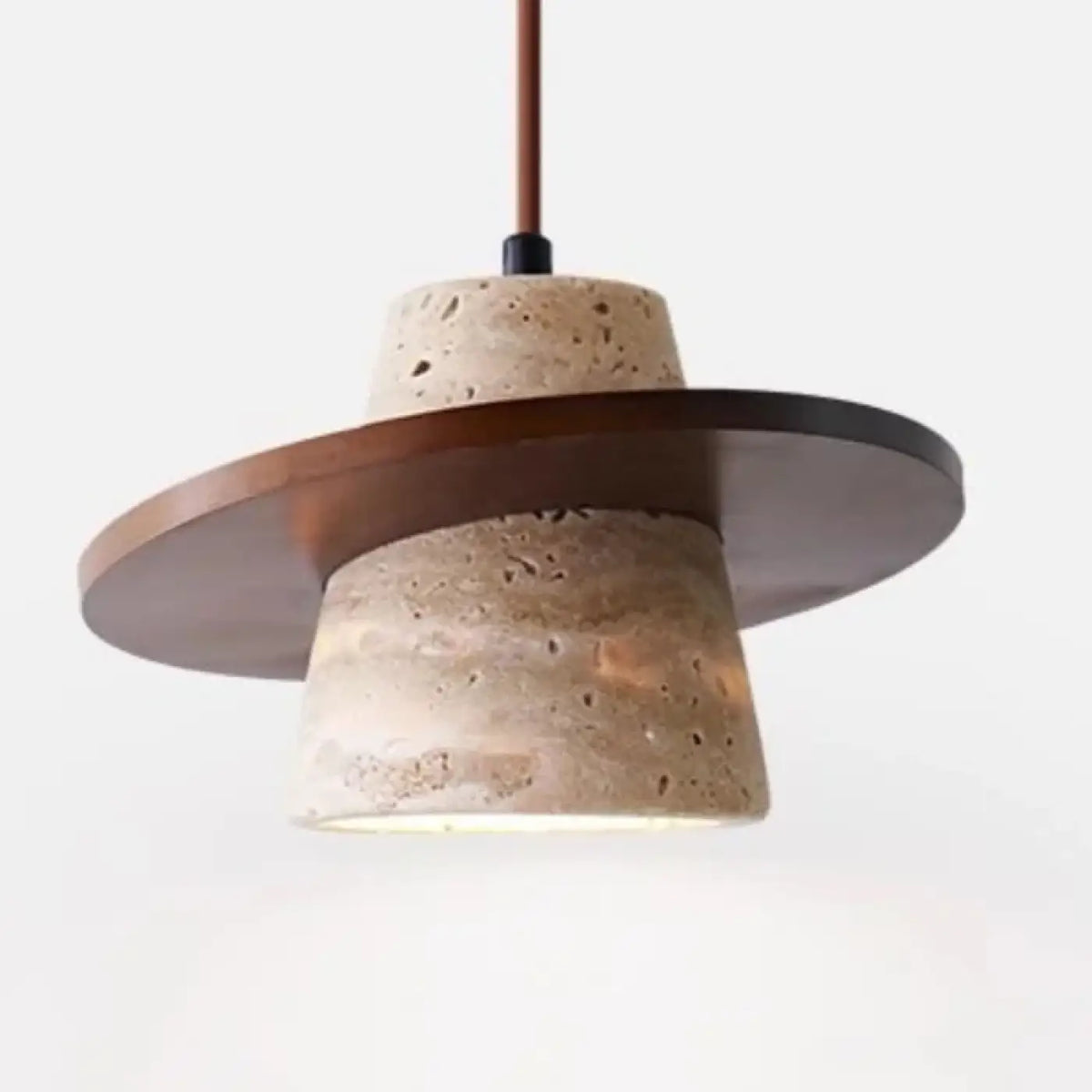 Suspension en Pierre Beige et Bois Foncé – Denelle