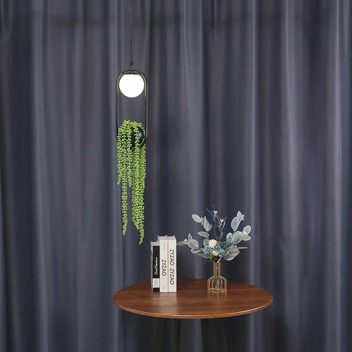 Suspension Anneau Noir et Plante Artificielle – Fisel