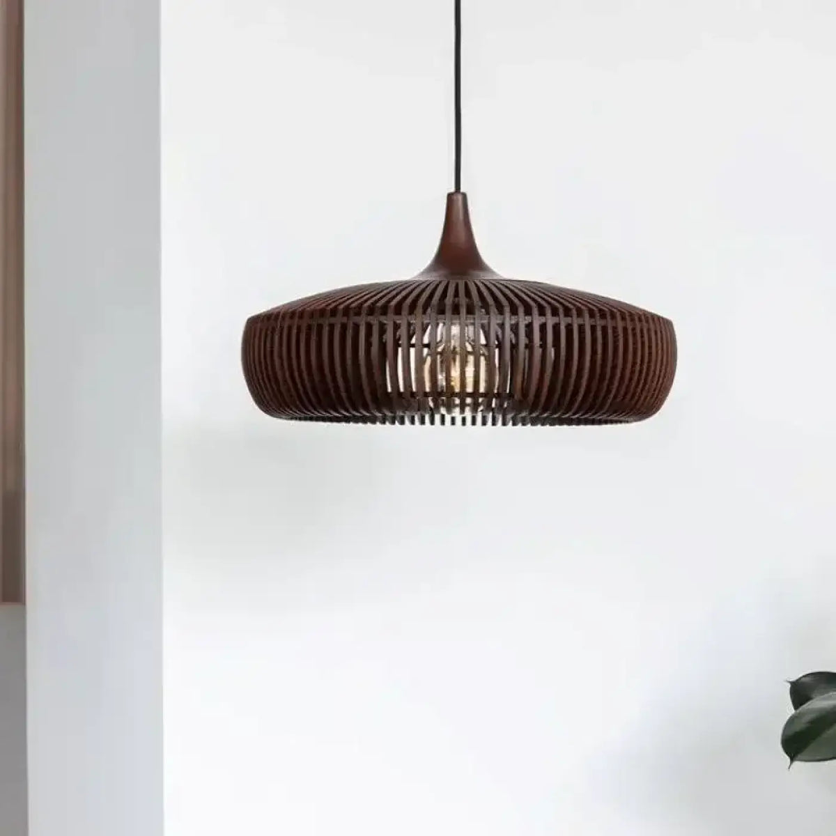 Suspension Moderne en Bois Naturel – Namelle