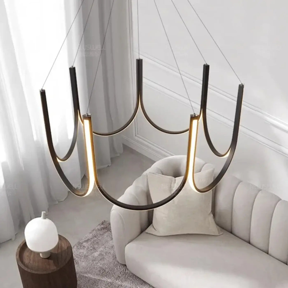 Suspension Moderne en Arche Lumineuse – Kavon
