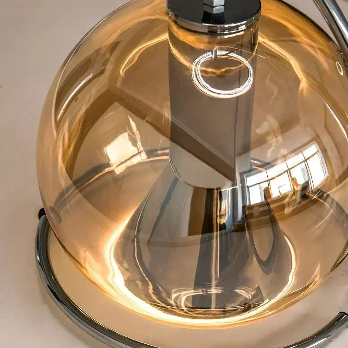 Suspension Sphère Dorée Effet Miroir – Rino