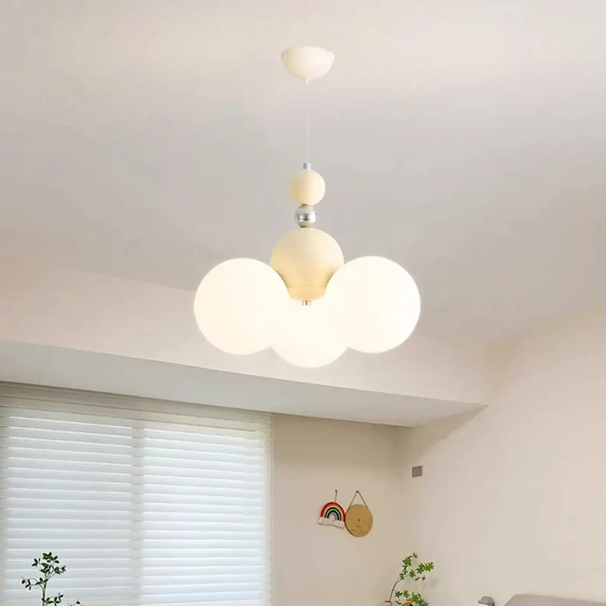 Suspension Trois Globes Blancs Ludique – Vomo