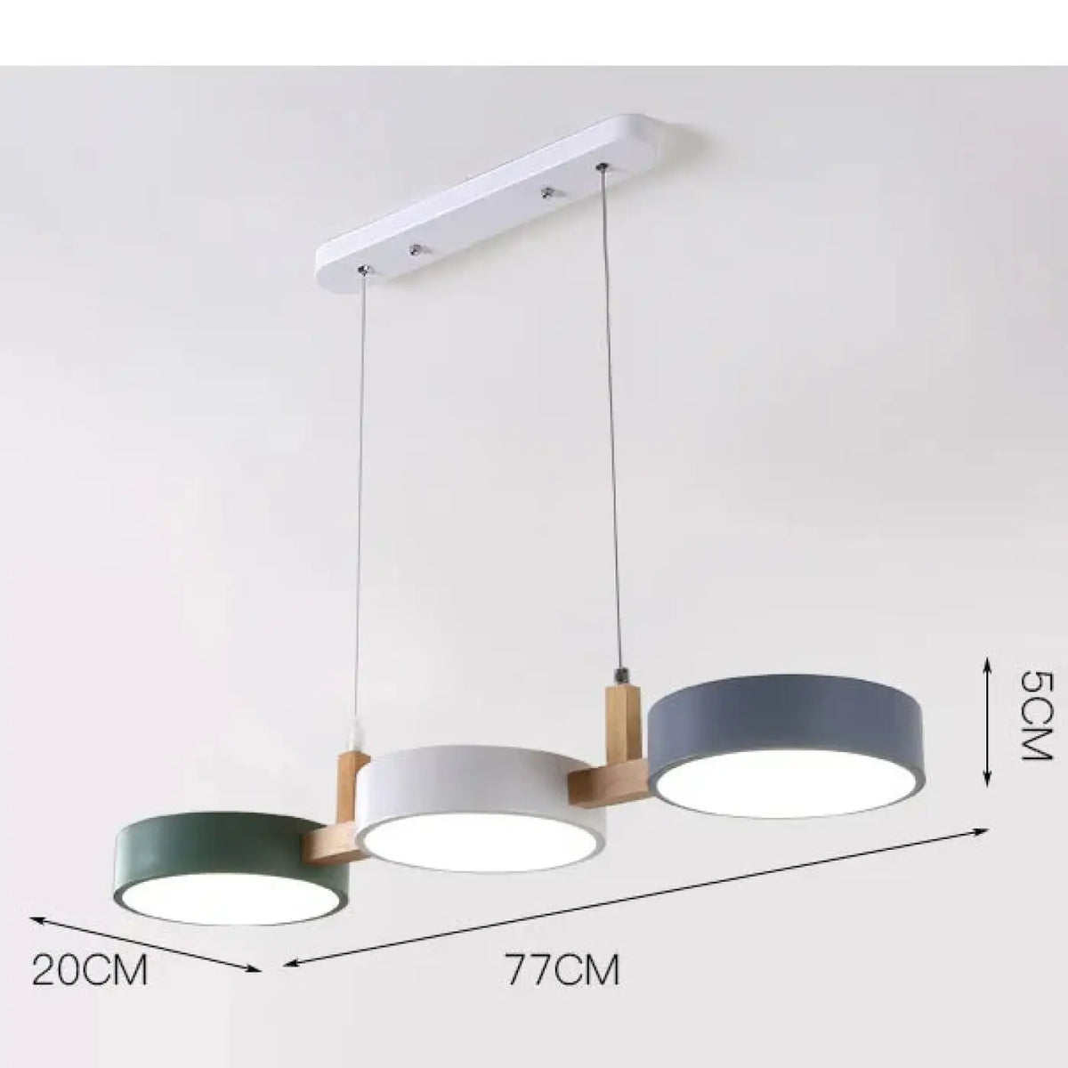 Suspension Nordique Triple Rond en Bois – Brevane