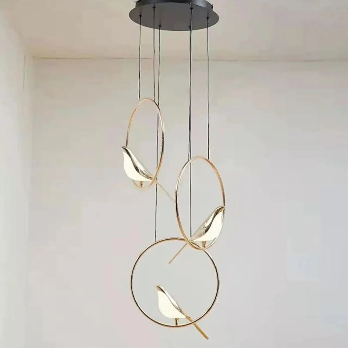 Suspension Cercle Doré aux Oiseaux – Fasa
