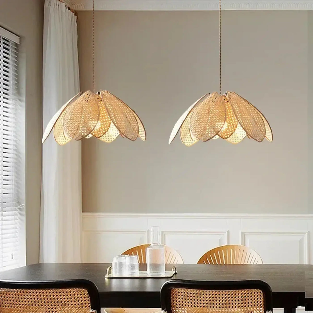 Suspension en Rotin Forme Fleur – Rosio