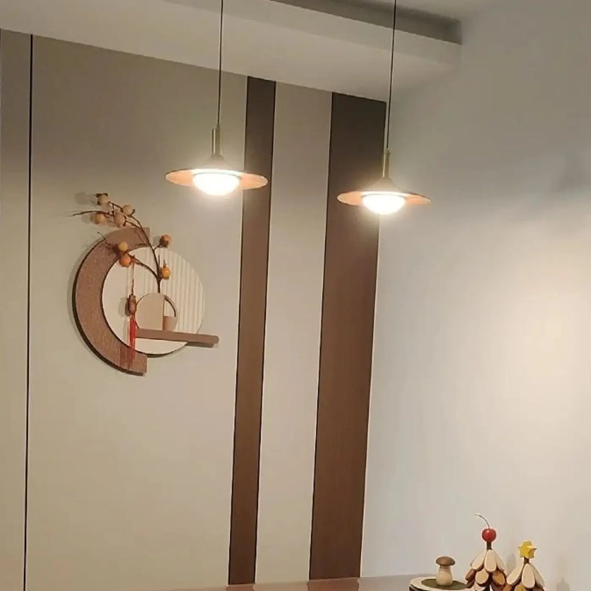 Suspension Scandinave Acrylique et Métal Doré – Lovan