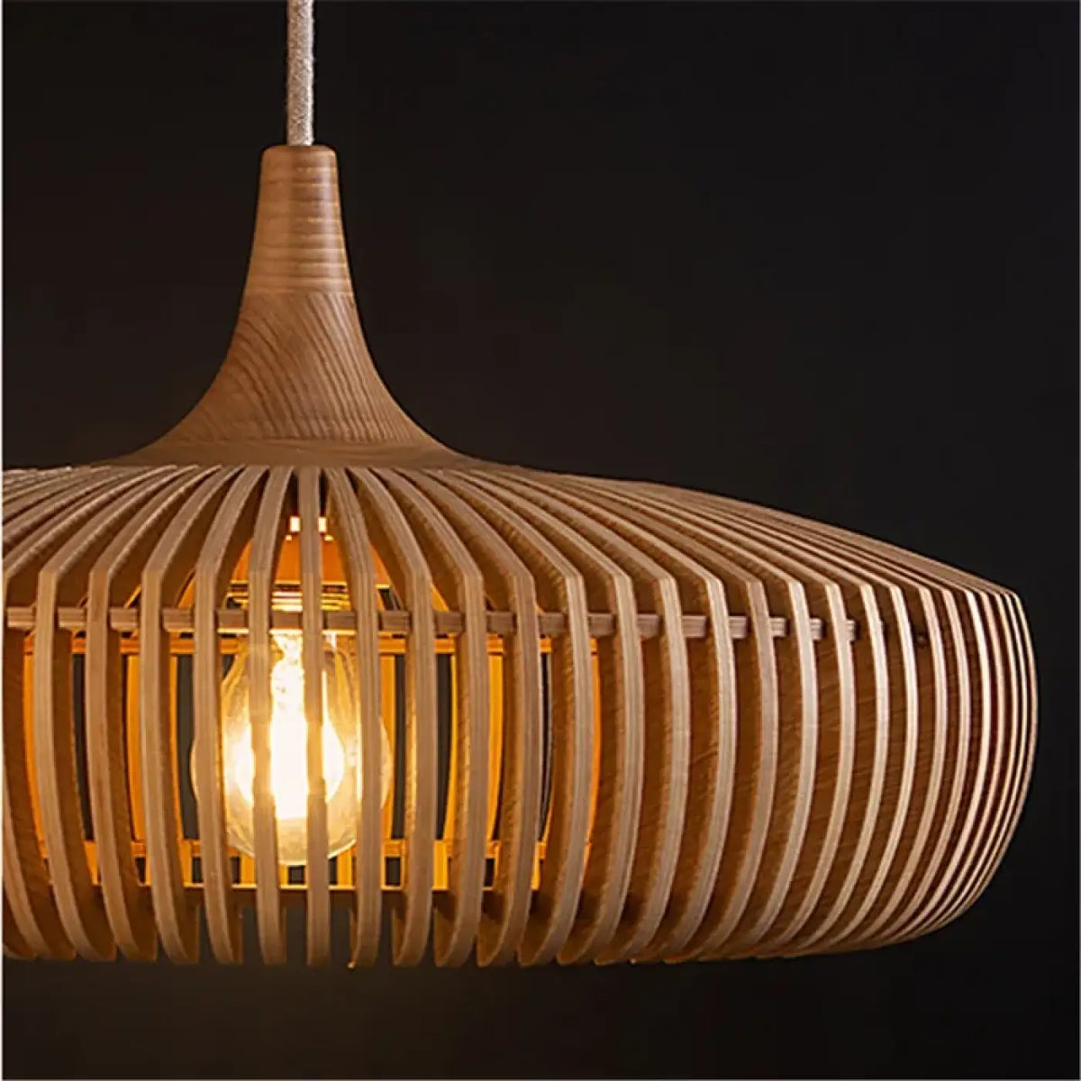 Suspension en Bois Naturel Tissé – Fisane
