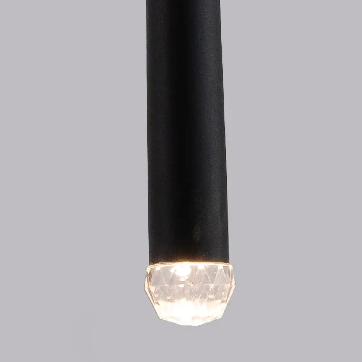 Suspension Tubulaire Éclairage Directionnel – Tedel