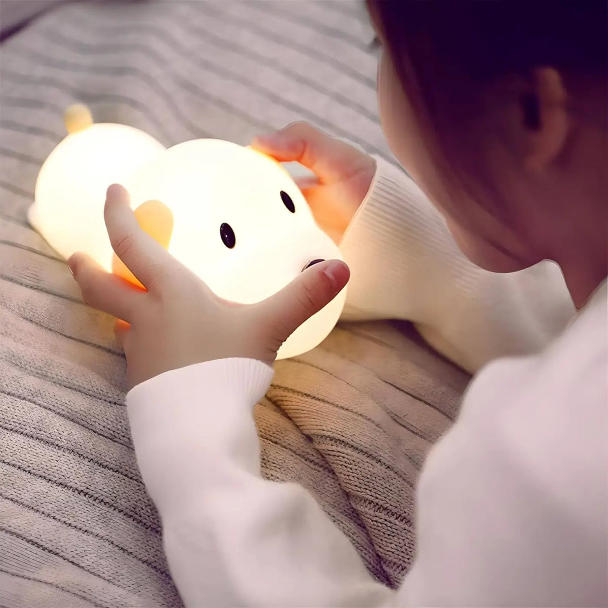 Veilleuse Enfant Ludique et Apaisante – Clene